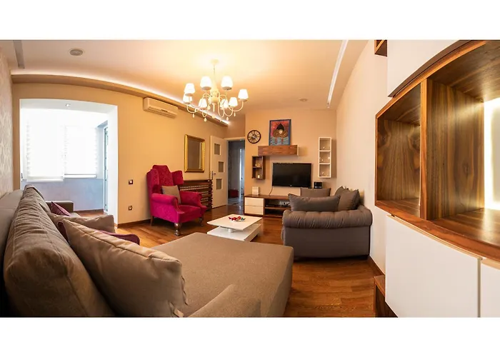 City Center Apartment
